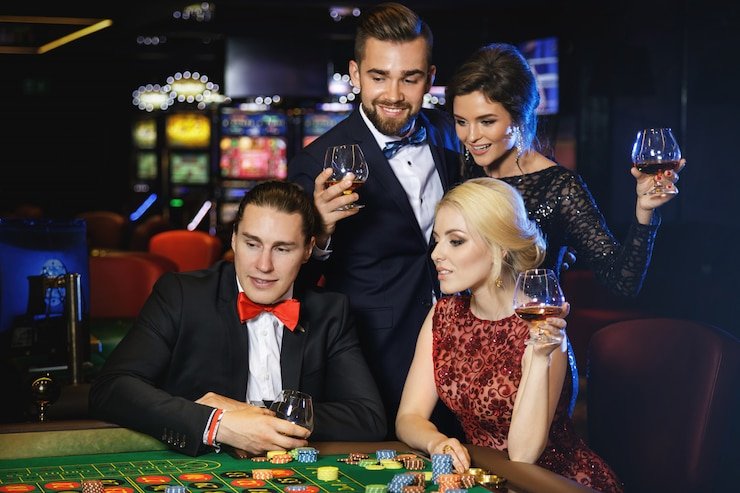 Aplikasi mobile prediksi 99 menampilkan Live Score dan permainan slot